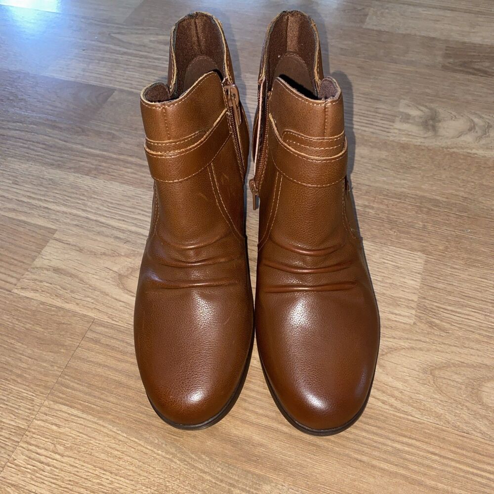 Clarks Womens Collection Emily 2 Belle Boots Tan Leather Size 5.5M NEW - Picture 6 of 14